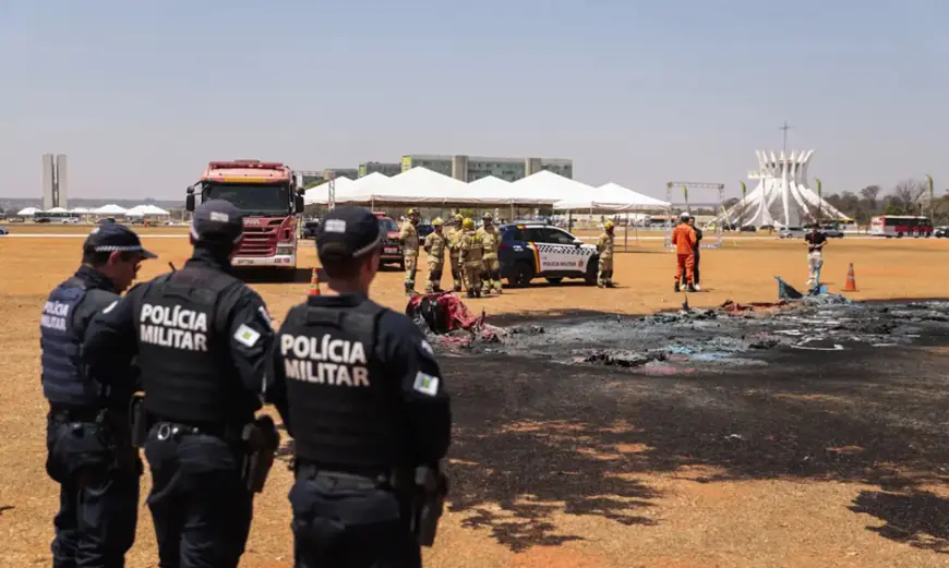 Polícia prende suspeito de incendiar banheiros químicos na Esplanada