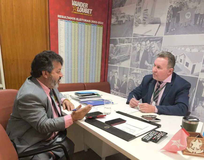 Reunião em Brasília define pautas estratégicas no gabinete do deputado Vander Loubet