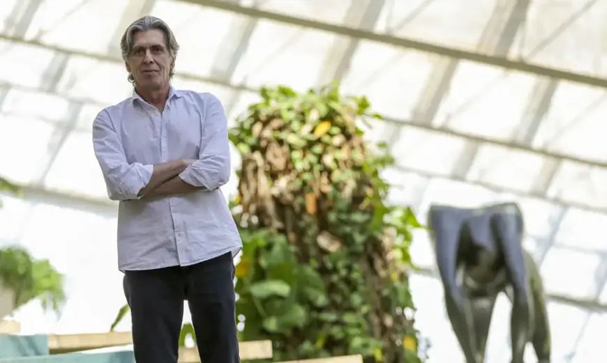 Aos 70 anos, morre produtor cultural e dramaturgo Guilherme Reis