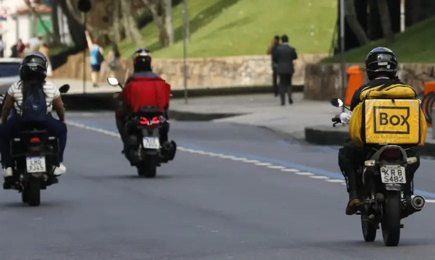 Número de trabalhadores por aplicativo cresceu 170% em 10 anos, diz BC