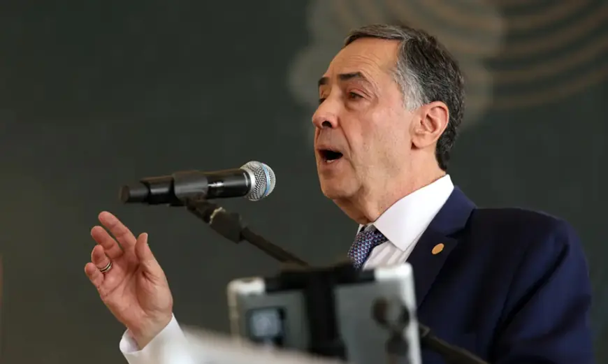 Barroso diz que país precisa de recomeço e pacificação