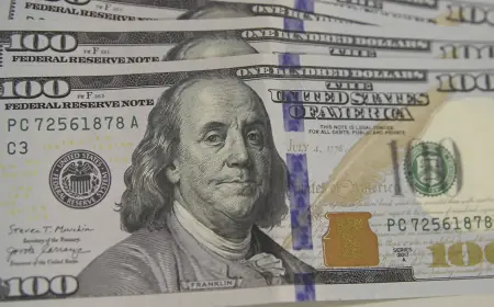 Dólar dispara para R$ 5,50 com tensão entre EUA e China