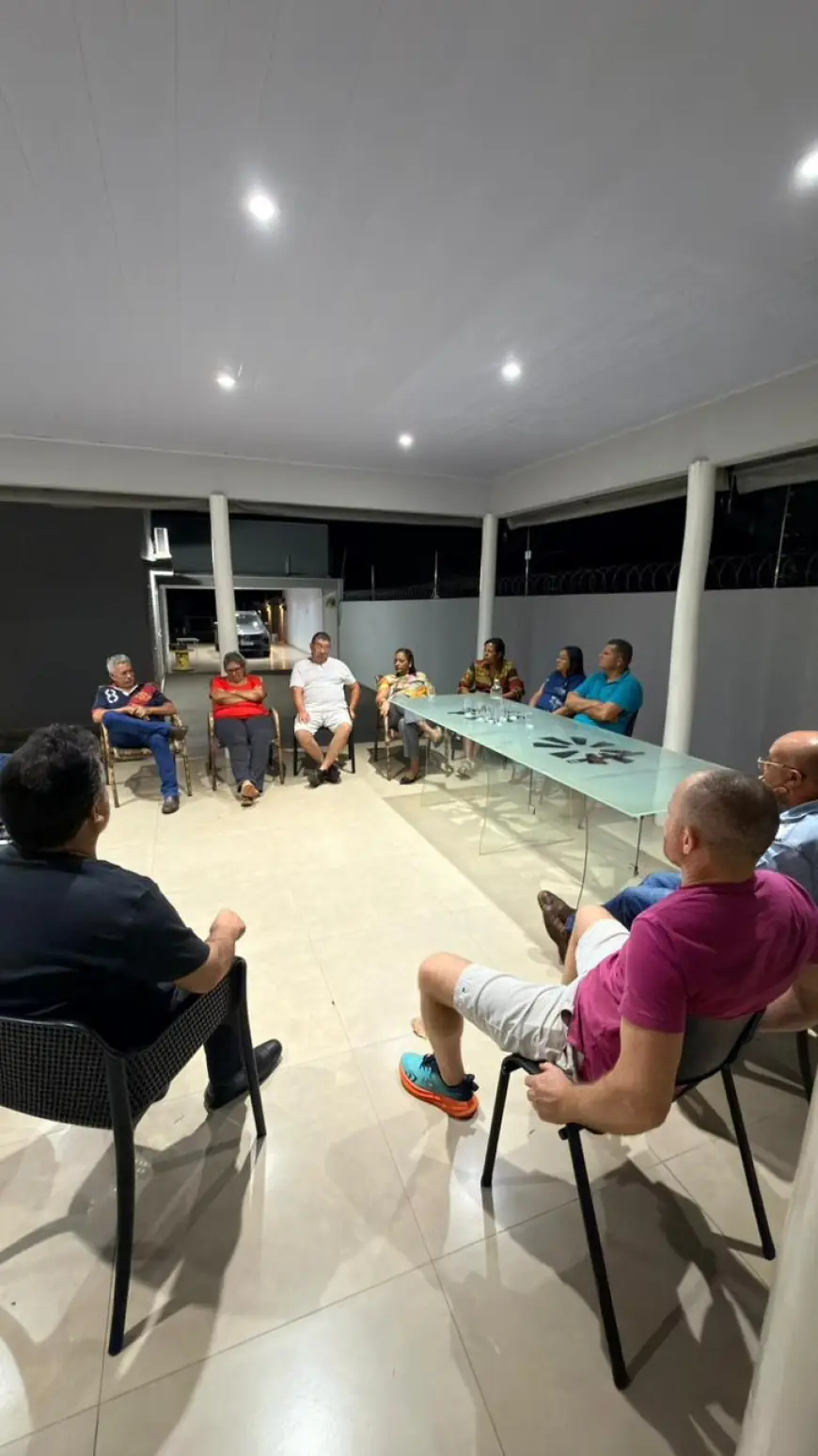 Partidários do PT de Costa Rica recebem Carlos Bernardo para debater organização e projeto político