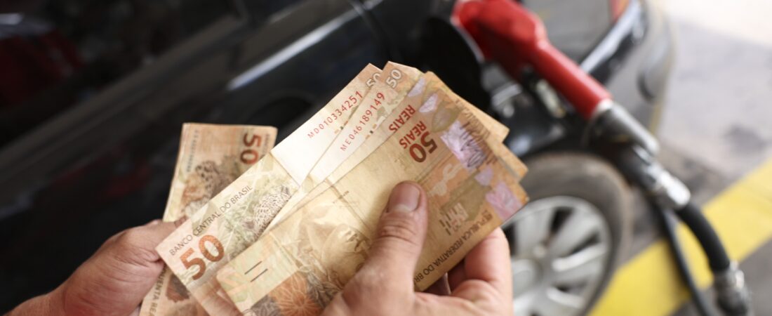 Fiscalização investiga 70 postos por suspeita de aumento abusivo de preços