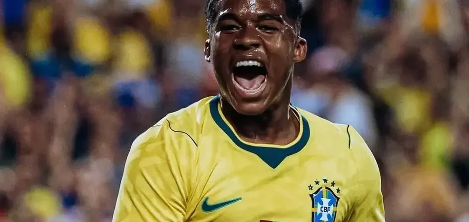 Endrick explica função de proteger pênaltis na Seleção: “Quem vê na TV acha que eu vou bater”