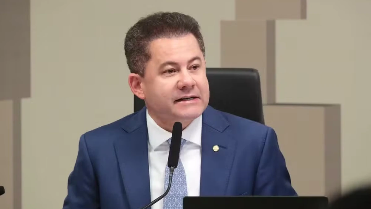 Cezinha de Madureira afirma que teve celular furtado antes de operação da Polícia Federal