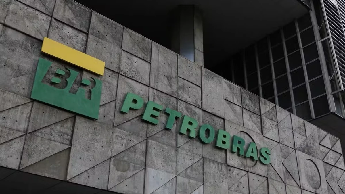 Fim do desconto da Petrobras: entenda o que pode acontecer com o preço da gasolina