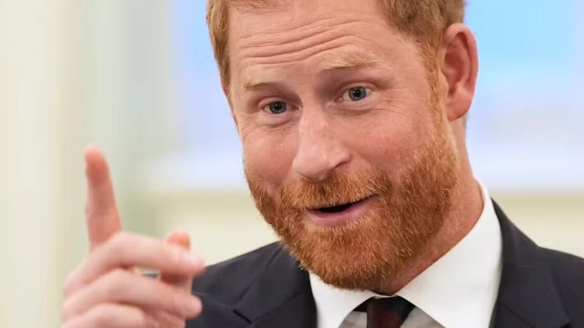 Rei Charles III reforça posição de Harry e Meghan na família real após retorno ao Reino Unido